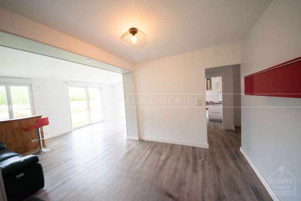 MAISON - 5 CHAMBRES - BEAUX VOLUMES - JARDIN CLOS ARBORE - IDEALEMENT SITUE - GARAGE - QUARTIER CALME photo 5